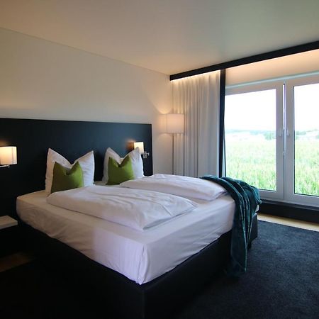 Me Hotel By Wmm Hotels Meitingen Εξωτερικό φωτογραφία