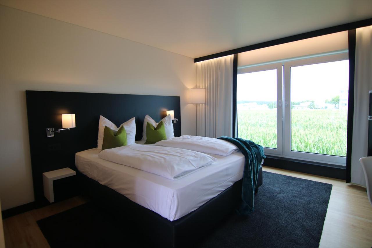 Me Hotel By Wmm Hotels Meitingen Εξωτερικό φωτογραφία