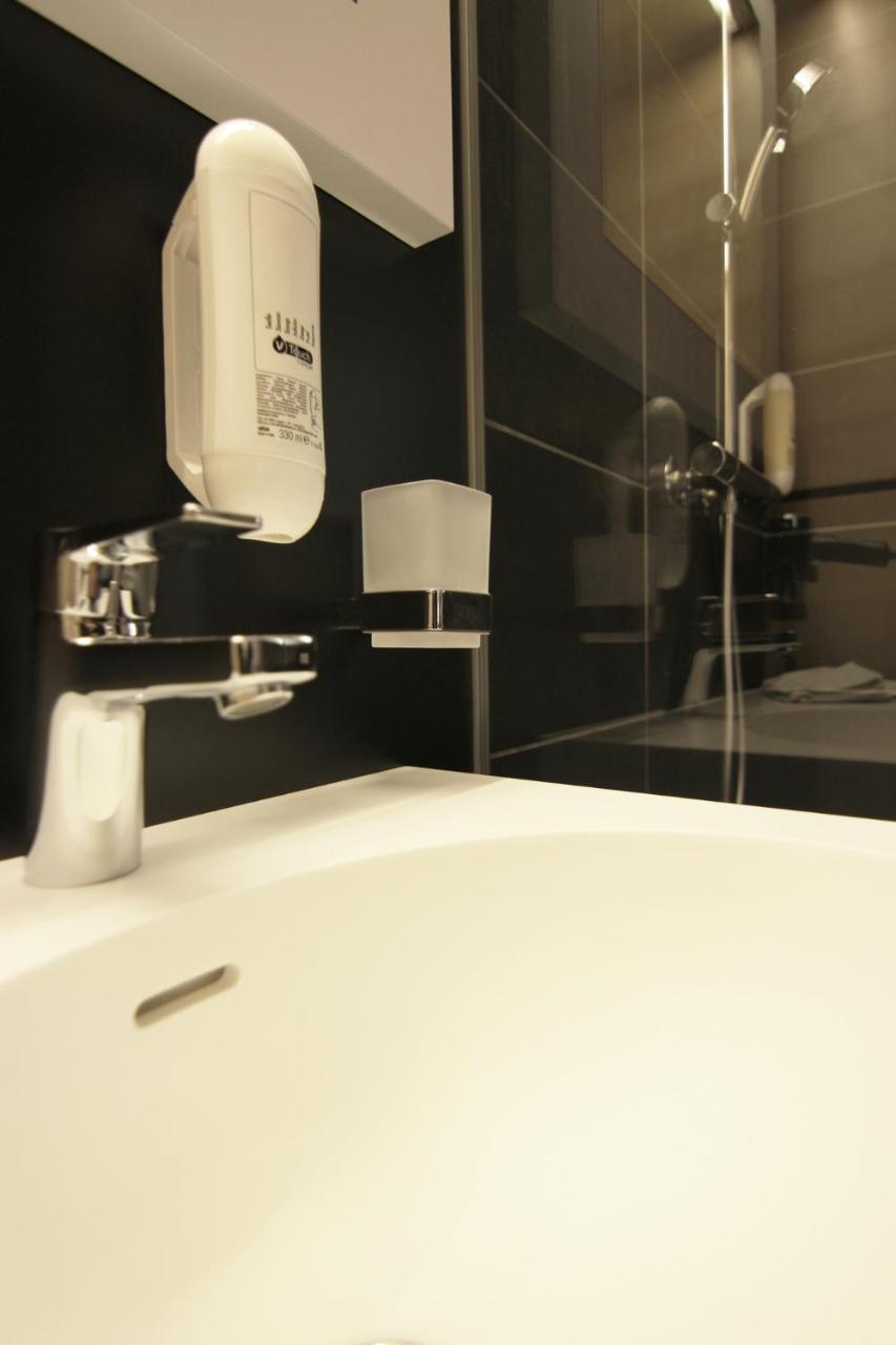 Me Hotel By Wmm Hotels Meitingen Εξωτερικό φωτογραφία