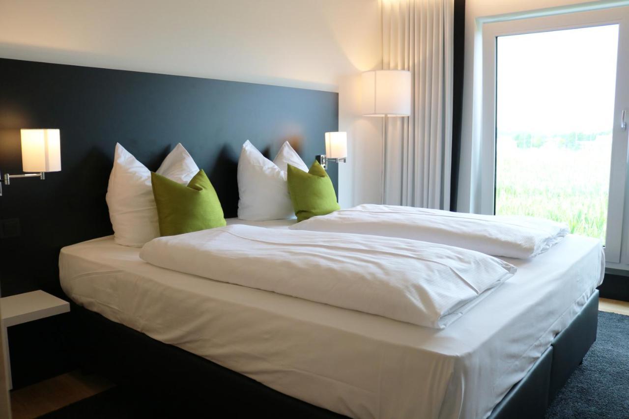Me Hotel By Wmm Hotels Meitingen Εξωτερικό φωτογραφία